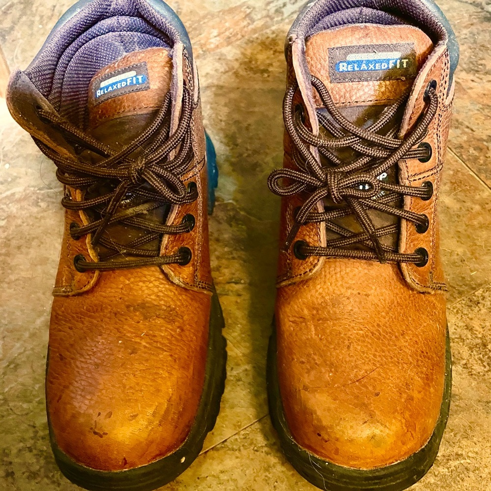 Skechers Relaxed fit work boots
